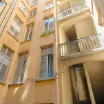 아파트 Atypique Et Cosy De Et Quais Du Rhone