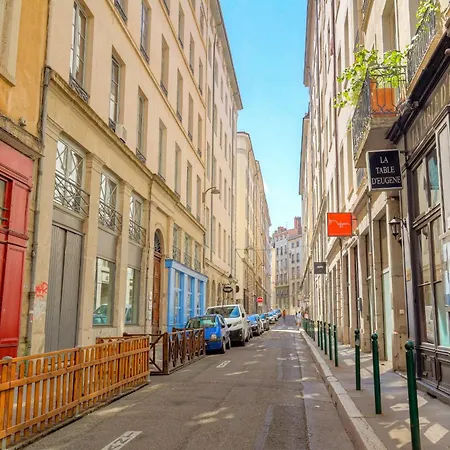Atypique Et Cosy De Et Quais Du Rhone Lyon