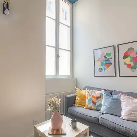 Apartment Atypique Et Cosy De Et Quais Du Rhone *