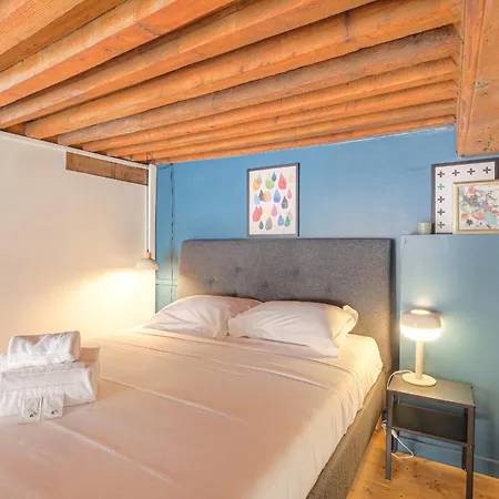 Atypique Et Cosy De Et Quais Du Rhone Apartment
