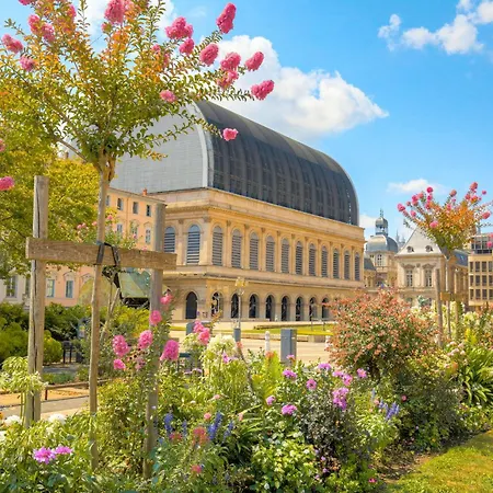 Atypique Et Cosy De Et Quais Du Rhone 아파트 *